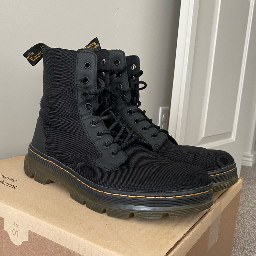 Men’s Dr Martens Combs 8-eye in Black US 10 / EU 43